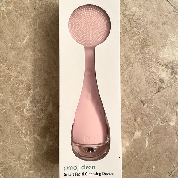 PMD Clean Smart Facial Cleansing Device NEW - Picture 2 of 5